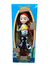 Cargar imagen en el visor de la galería, Muñeco Jessie con sonido - 117579
