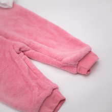Cargar imagen en el visor de la galería, Pijama Enteriza Kittty bebe - 116199
