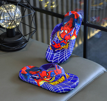 Cargar imagen en el visor de la galería, Cholas Spiderman - 117228
