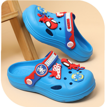 Cargar imagen en el visor de la galería, Cholas tipo Crocs Spiderman - 117230
