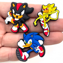 Cargar imagen en el visor de la galería, Pin Crocs Sonic - 116404
