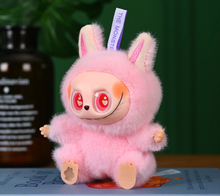 Cargar imagen en el visor de la galería, Peluche LaBubu - 116935
