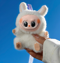 Cargar imagen en el visor de la galería, Peluche LaBubu - 116935
