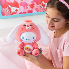 Cargar imagen en el visor de la galería, Peluche Cinnamoroll Disfrazado Oso Cariñoso 40cm - 116759
