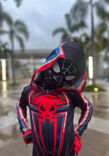 Cargar imagen en el visor de la galería, Disfraz Spiderman Negro con capucha - 115652
