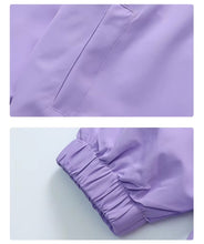 Cargar imagen en el visor de la galería, Chaqueta Kuromi Impermeable - 116089
