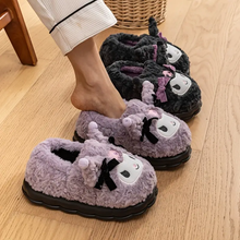 Cargar imagen en el visor de la galería, Pantuflas Kuromi Negras y Moradas - 116762
