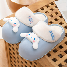 Cargar imagen en el visor de la galería, Crocs Pantuflas Cinnamoroll - 117008
