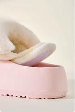 Cargar imagen en el visor de la galería, Crocs Pantuflas My Melody - 117008
