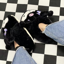 Cargar imagen en el visor de la galería, Pantuflas Kuromi - 116897
