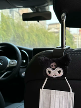 Cargar imagen en el visor de la galería, Accesorio Carro Kuromi Peluche - 116270
