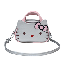 Cargar imagen en el visor de la galería, Cartera Kitty Rostro Plateada 20cm - 117063
