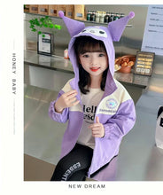 Cargar imagen en el visor de la galería, Chaqueta Kuromi Impermeable - 116089
