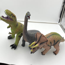 Cargar imagen en el visor de la galería, Muñecos Dinosaurio con sonido - 115327
