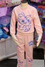Cargar imagen en el visor de la galería, Conjunto Stitch Sueter y Jogger - 117190
