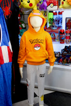 Cargar imagen en el visor de la galería, Conjunto Pokemon  Sueter con Capucha y Jogger - 117186
