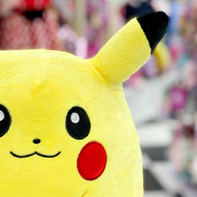 Cargar imagen en el visor de la galería, Peluche Redondo Pikachu 35cm- 114822
