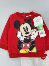 Cargar imagen en el visor de la galería, Conjunto Mickey Bebe Sueter y Jogger - 116581
