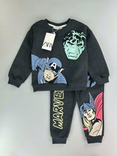 Cargar imagen en el visor de la galería, Conjunto Marvel Sueter y Jogger - 117424
