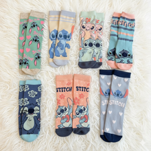 Cargar imagen en el visor de la galería, Medias Stitch - 116960
