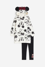Cargar imagen en el visor de la galería, Conjunto Mickey Sueter con capucha y leggins - 116579
