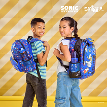 Cargar imagen en el visor de la galería, Morral Sonic Smiggle con capucha 36cm - 77024
