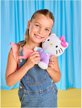 Cargar imagen en el visor de la galería, Morral Kitty Smiggle 28cm con peluche - 116392
