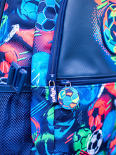 Cargar imagen en el visor de la galería, Morral Football Smiggle 42cm - 77029
