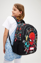 Cargar imagen en el visor de la galería, Morral Spiderman  Smiggle 42cm -116602
