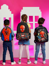 Cargar imagen en el visor de la galería, Morral Spiderman Smiggle con Capucha  -116604
