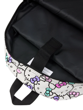 Cargar imagen en el visor de la galería, Morral Hello Kitty Smiggle con capucha  36cm - 117407
