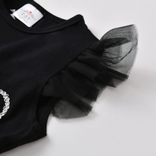 Cargar imagen en el visor de la galería, Vestido Vikita Negro Corazon  Dorado  - 116839
