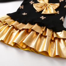 Cargar imagen en el visor de la galería, Vestido Vikita Top Sueter Negro con Lazo Dorado - 116853
