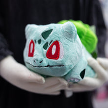 Cargar imagen en el visor de la galería, Peluche Bulbasaur Pokemon 16cm  - 115227
